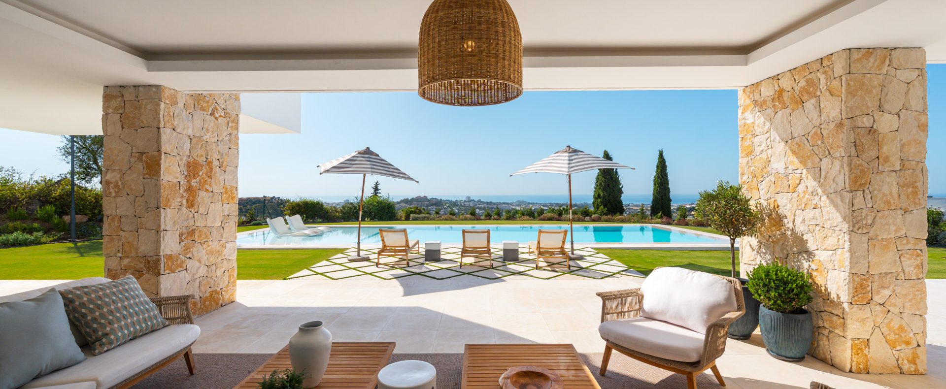 Villa Amara in Benahavis — photo 6