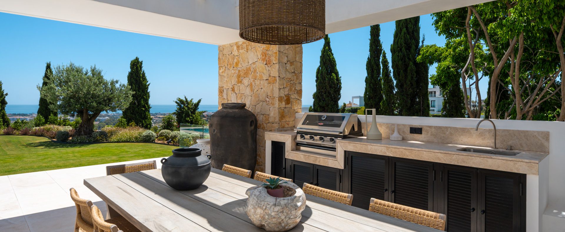 Villa Amara in Benahavis — photo 12