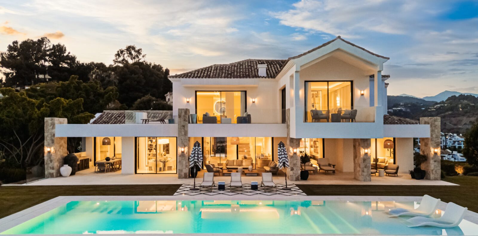 Villa Amara in Benahavis — photo 1